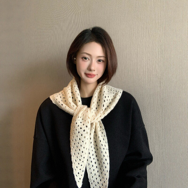 米色镂空网眼针织三角围巾女韩版