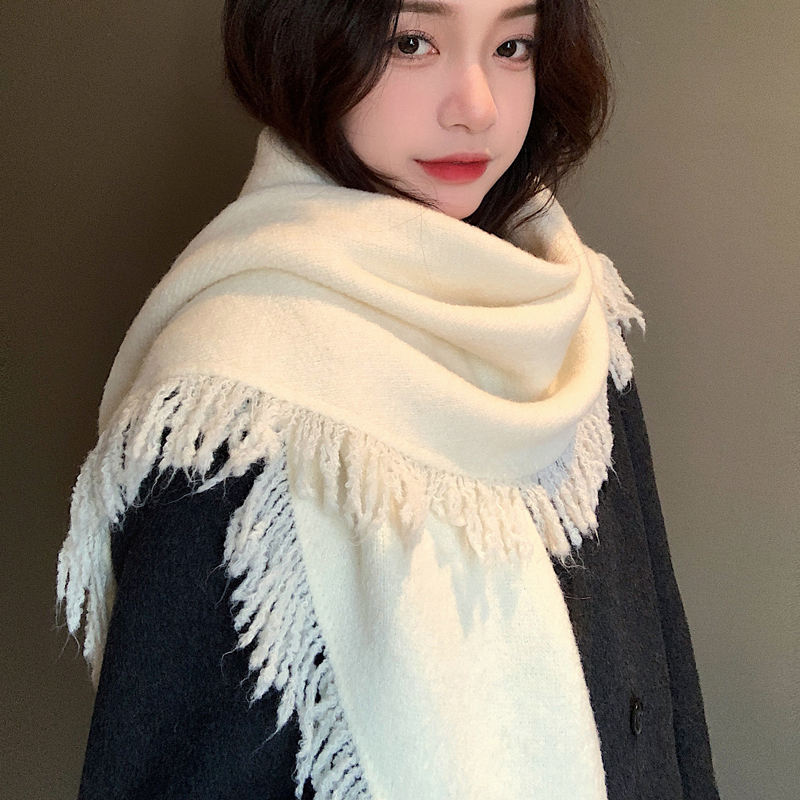 雪林鹿秋冬保暖流苏三角披肩