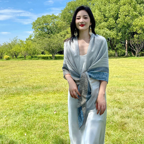 雪林鹿夏季棉麻方巾休闲女拼色