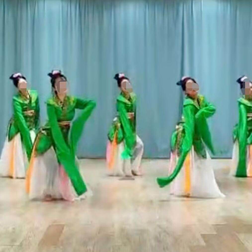 古典清新飘逸花瓣裙套装
