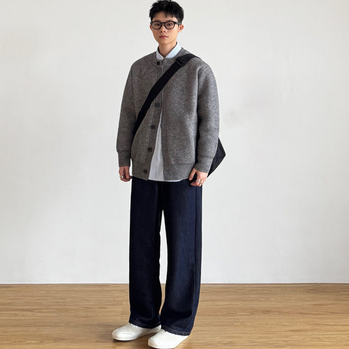 日系复古圆领纽扣针织开衫男