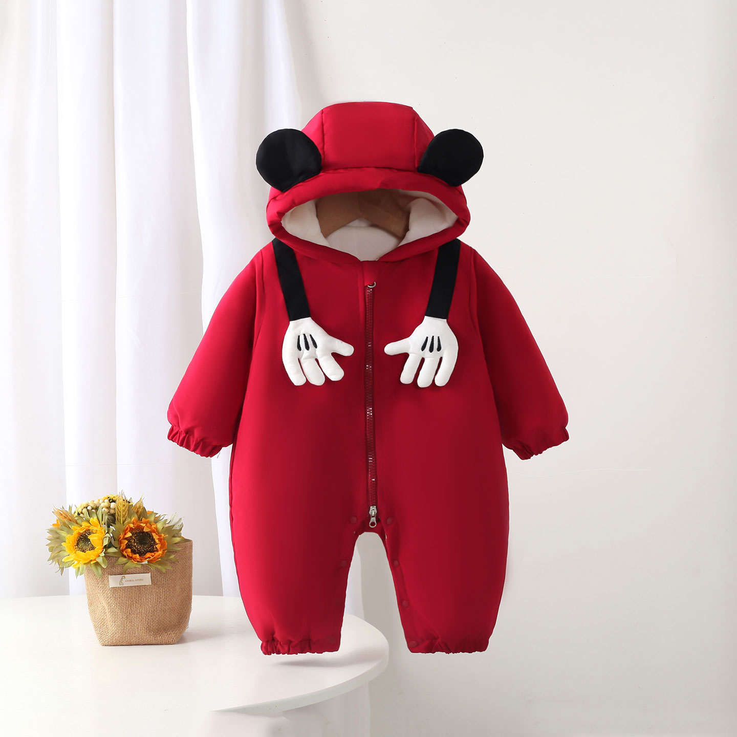 婴儿冬装连体衣夹棉红色