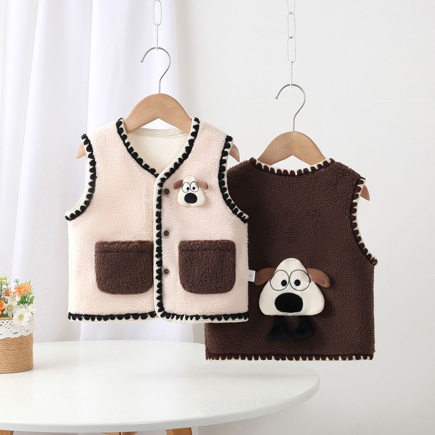 宝宝秋冬加绒马甲外穿