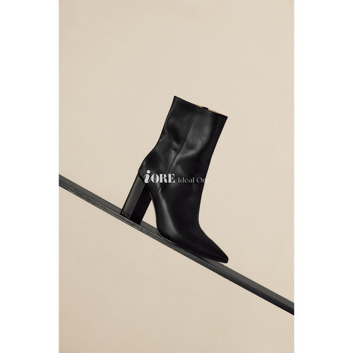 IORE理想矿石尖头小牛皮高跟短靴