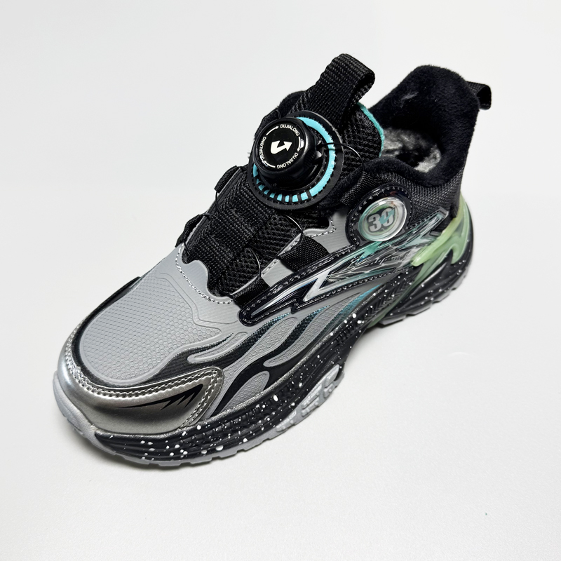 冬季独家龙童鞋男童棉鞋儿童加绒加厚运动鞋学生皮面防水防滑保暖