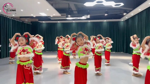 小荷风采妞妞看戏舞蹈表演服中国梦娃演出服儿童喜庆开门红秧歌服