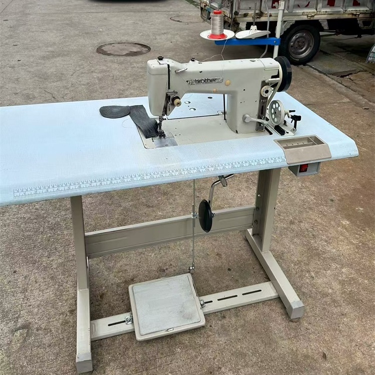 工业电动缝纫机652人字车