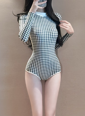 长袖拉链千鸟格浮潜连体游泳衣女夏保守小胸显瘦复古冲浪度假海边