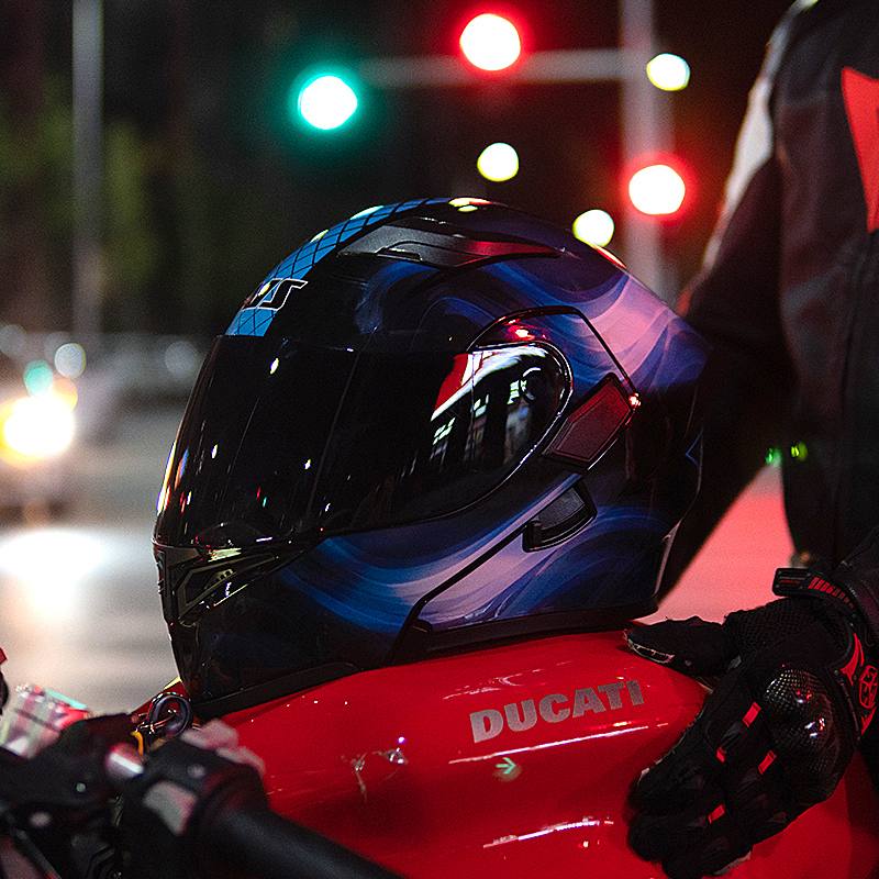 艾狮安全帽冬季男女电动车头盔