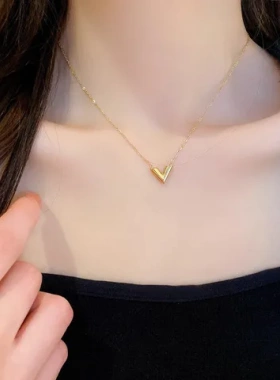 网红耳环字母欧美金色夏锁骨链手链简约项链V三件套女不掉色小众