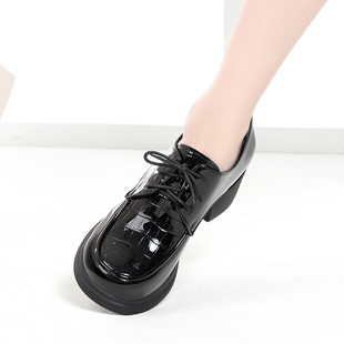 漆皮系带单鞋女真皮高跟乐福鞋2025新款百搭英伦风粗跟女鞋小皮鞋