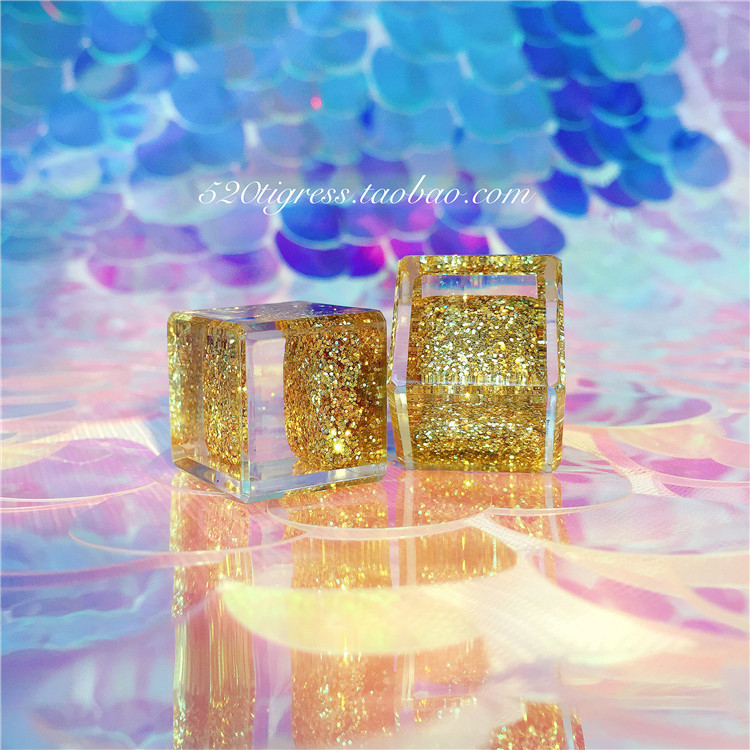 tigress 独家原创设计 金色方糖耳夹