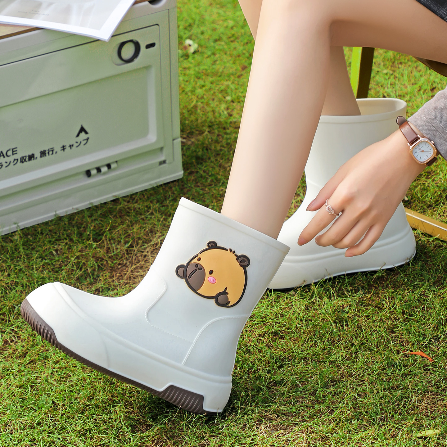 雨鞋女士款成人时尚外穿防滑加绒棉中筒甜美卡通胶鞋厚底水鞋雨靴