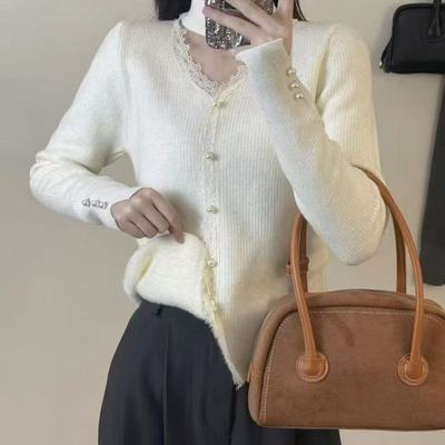 秋冬蕾丝镂空一体绒加厚打底毛衣