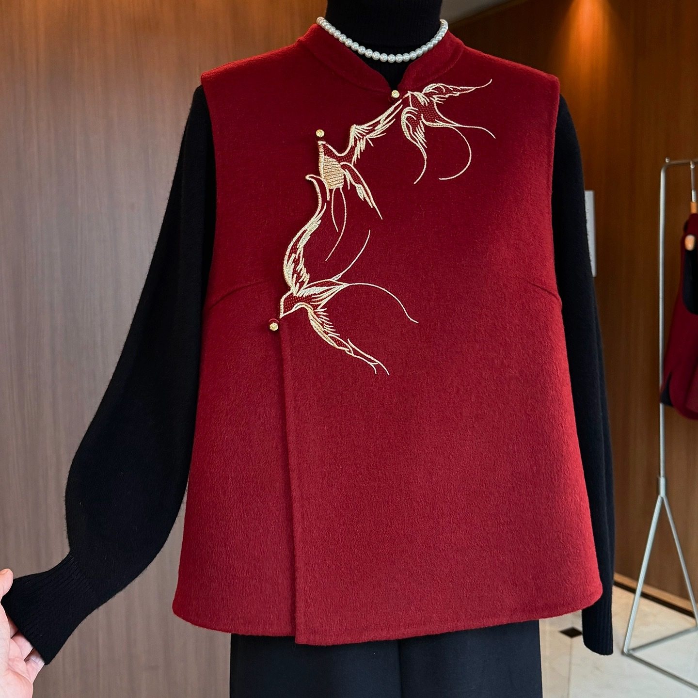 改良版国风刺绣双面羊毛红色马甲外套女士新中式婚宴礼服新年喜庆,女装/女士精品,马夹,淘宝优惠券,粉丝福利购,淘宝优惠卷