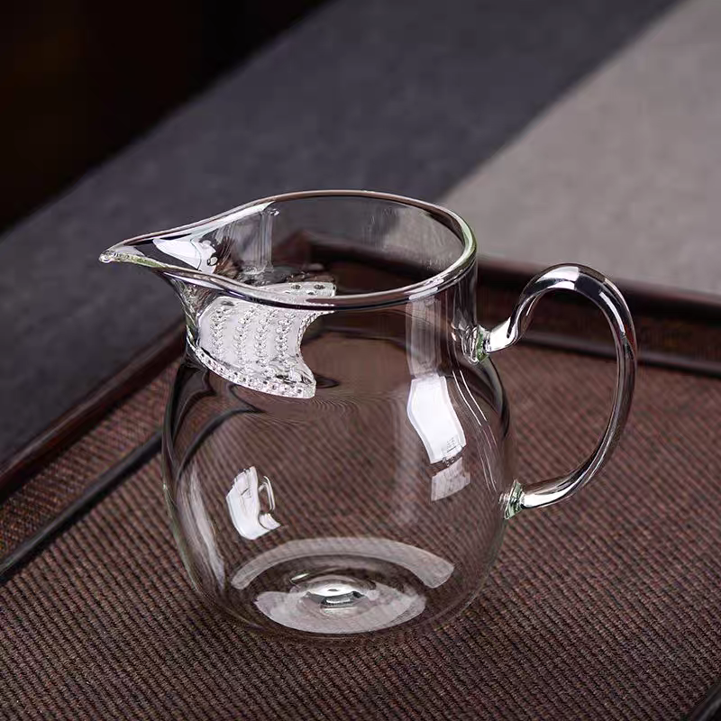 加厚玻璃月牙公道杯茶漏一体大容量带滤网分茶器高硼硅耐热泡茶器