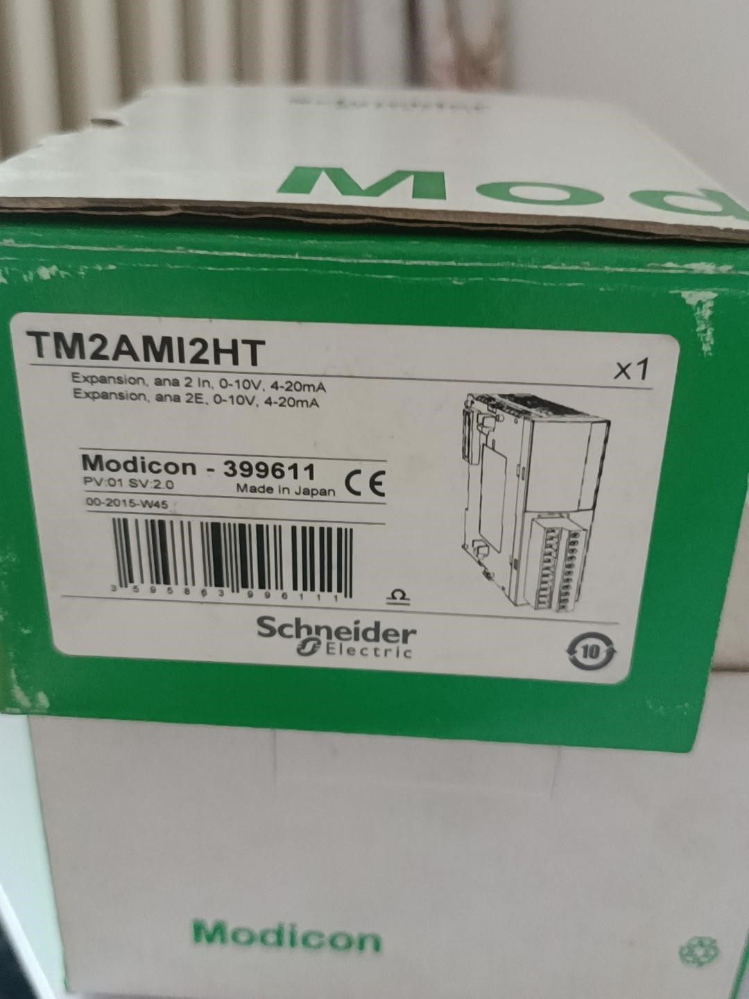 施耐德TM2AMI2HT全新原装一台
