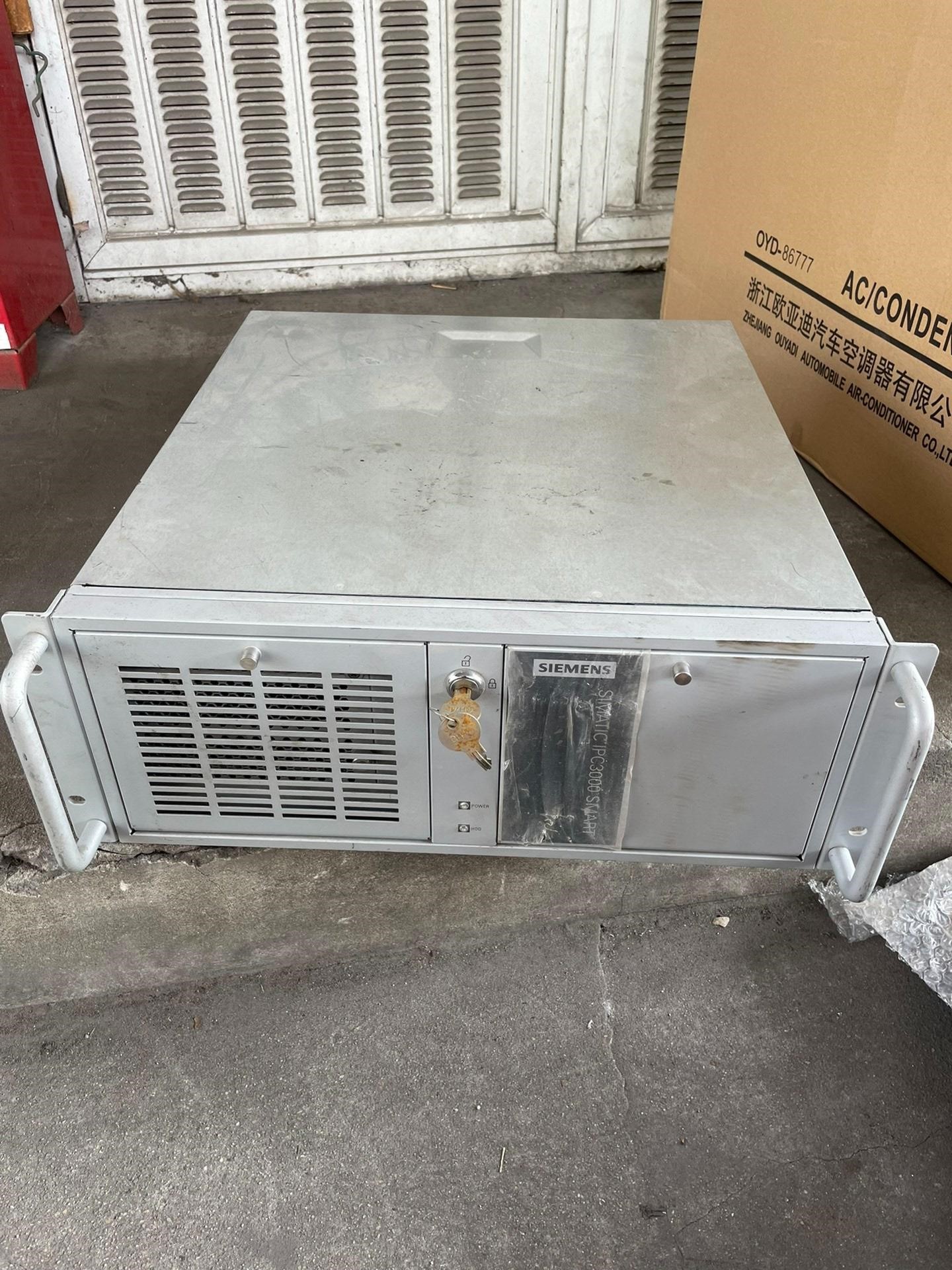 西门子工控机 6AG4010-4AA11-0XX5 实物拍摄