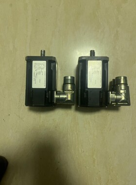 AKM21C-ACBNC-00  科尔摩根伺服电机  实物拍