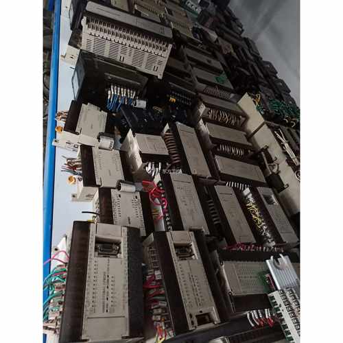 议价欧姆龙 PLC CPM2A CM2AH CPM1A PCP1Ecp1w 各种型等号 CPU