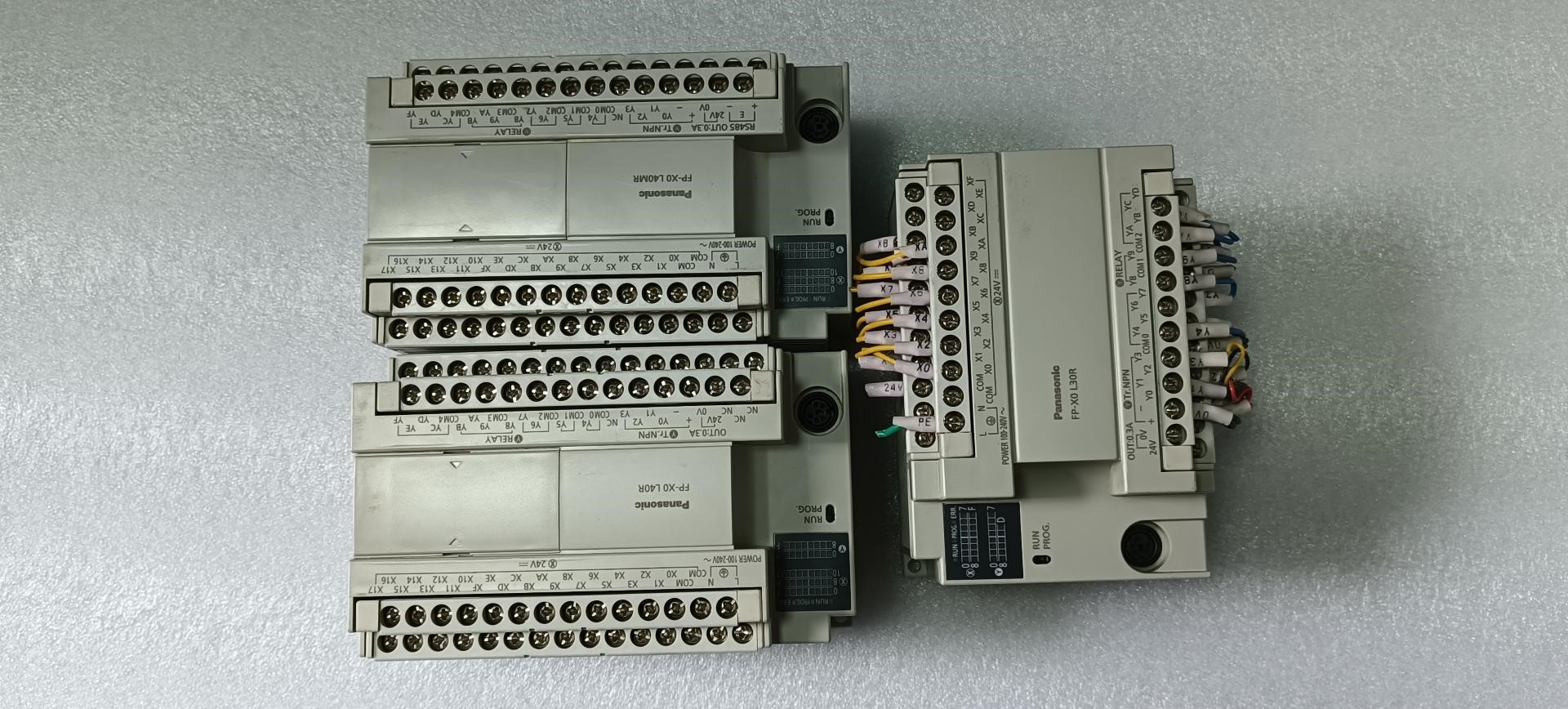 松下PLC AFPX0L30R-F，AFPX0L36MR-F