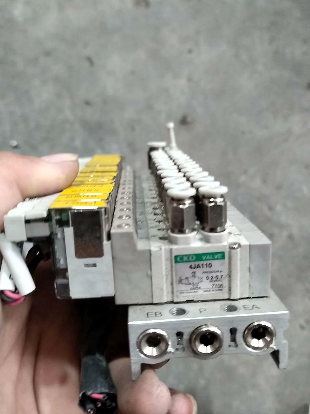 拆机原装CKD电磁阀 4JA110