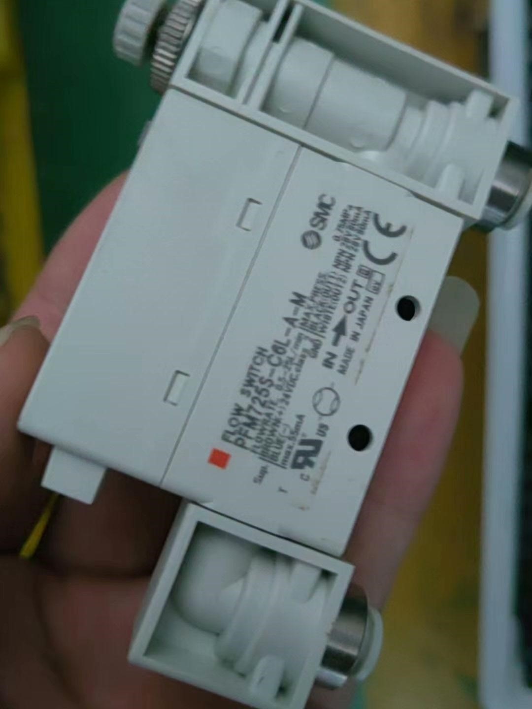 PFM725S-C6L-A-M SMC原装2色显示式