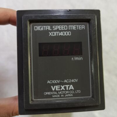 东方马达脉冲显示器XDM4000，二手拆机，成色漂亮，功能包