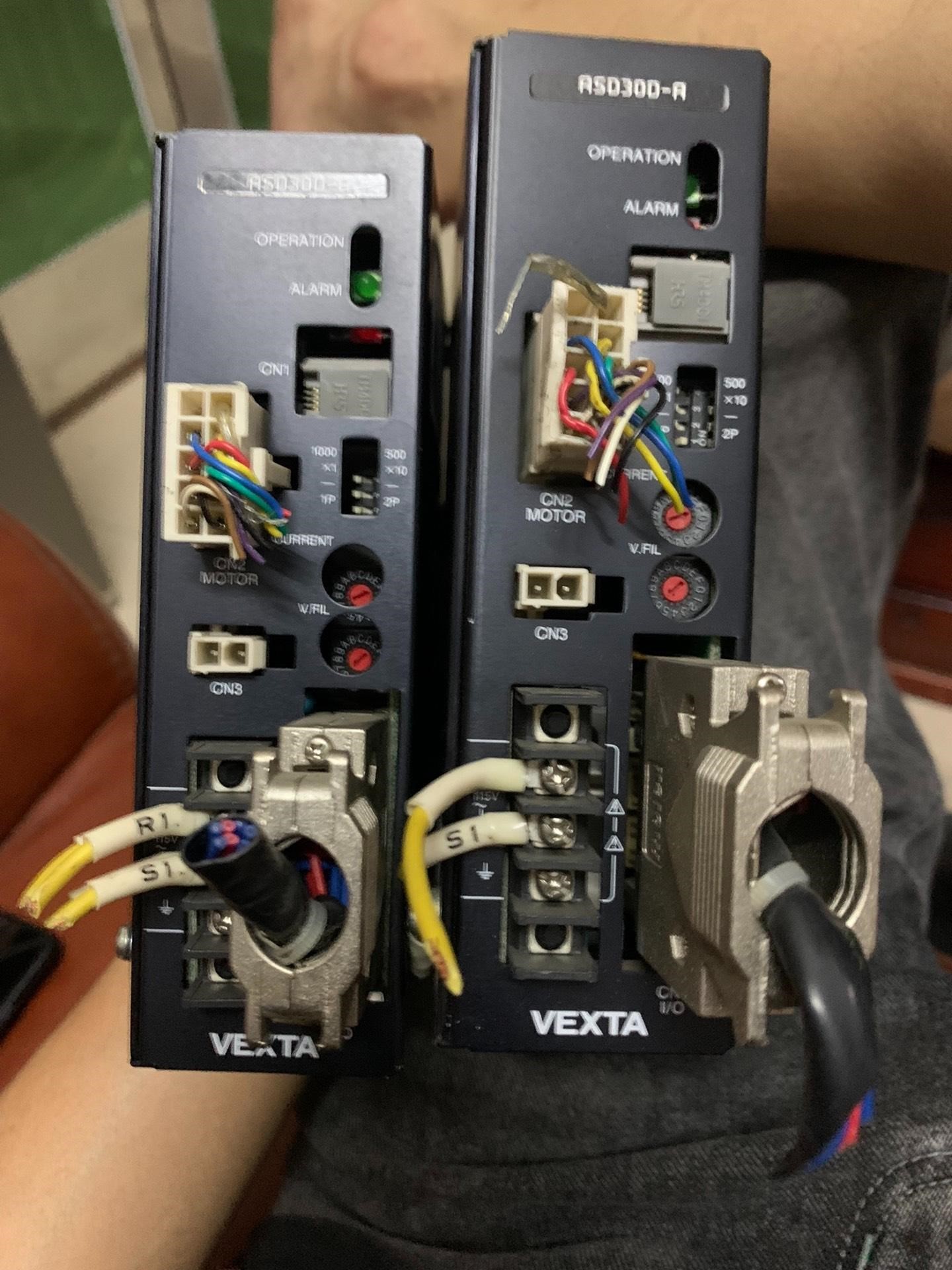 VEXTA 日本东方驱动器  ASD30D-A 两个 单驱动