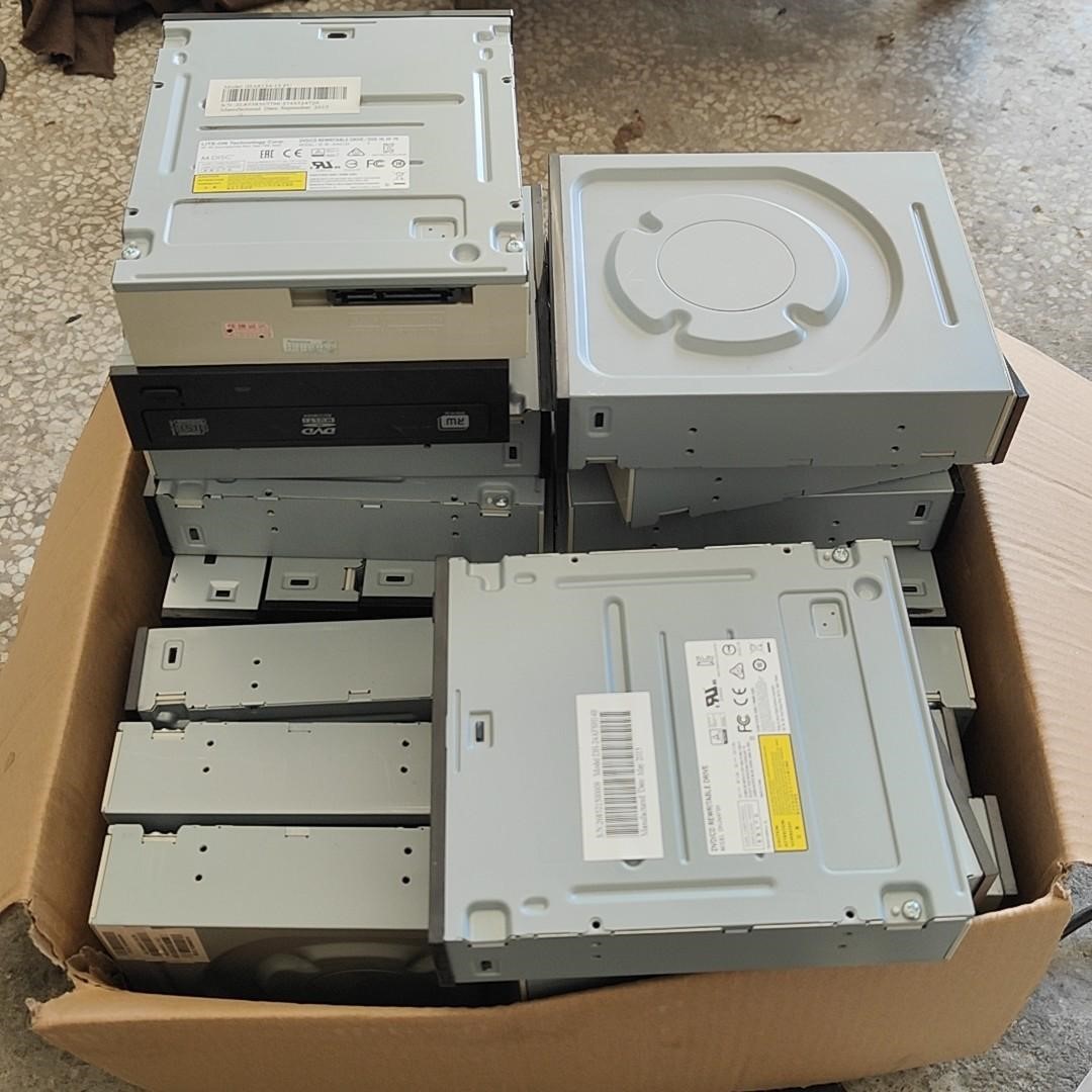 建兴(LITEON)24倍速SATA接口内置DVD刻录机台式