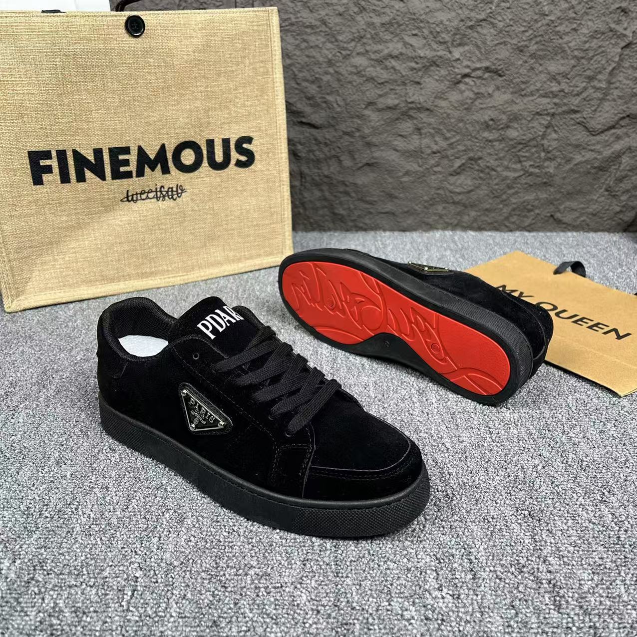 休闲运动2025春秋新款红底男士板鞋平底时尚休闲鞋潮鞋男鞋现货