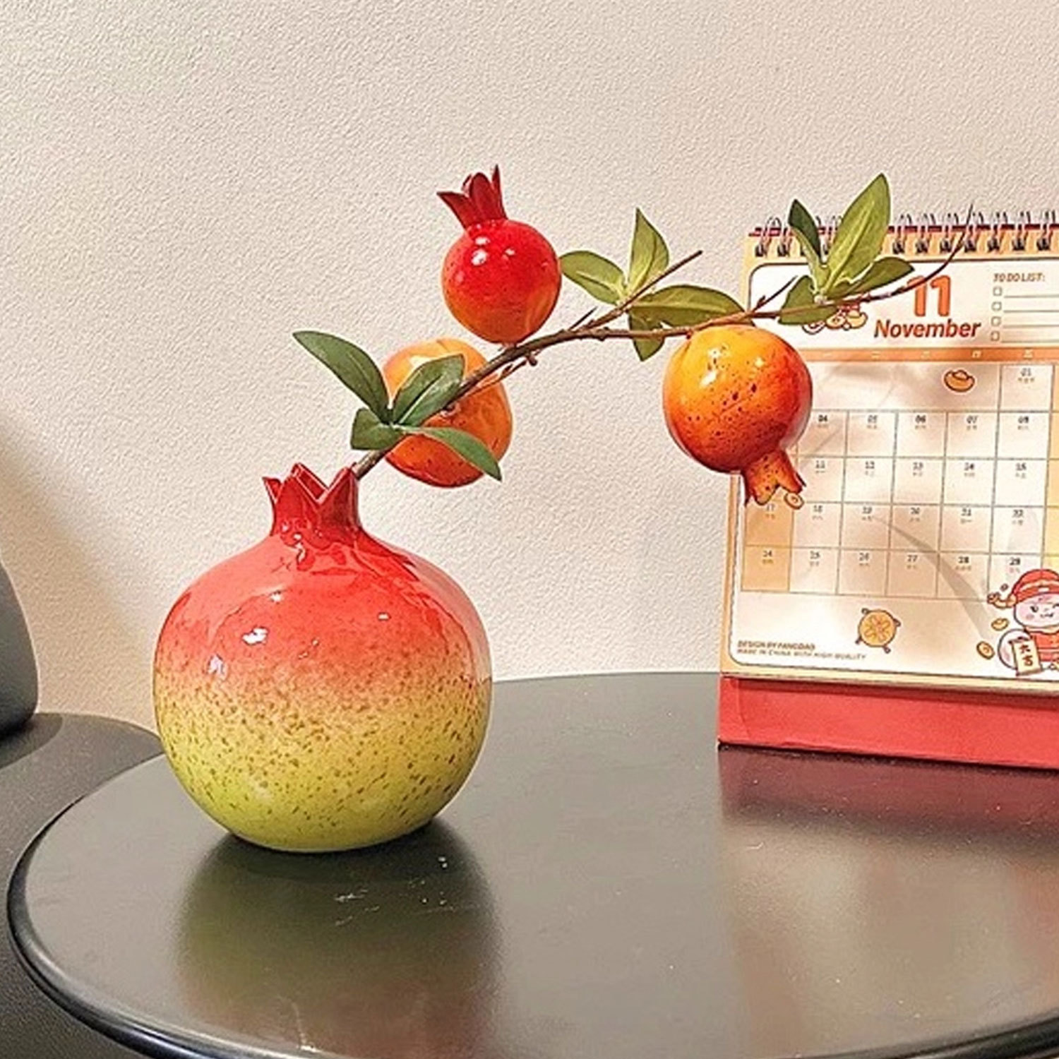 喜庆仿真石榴陶瓷花瓶摆件
