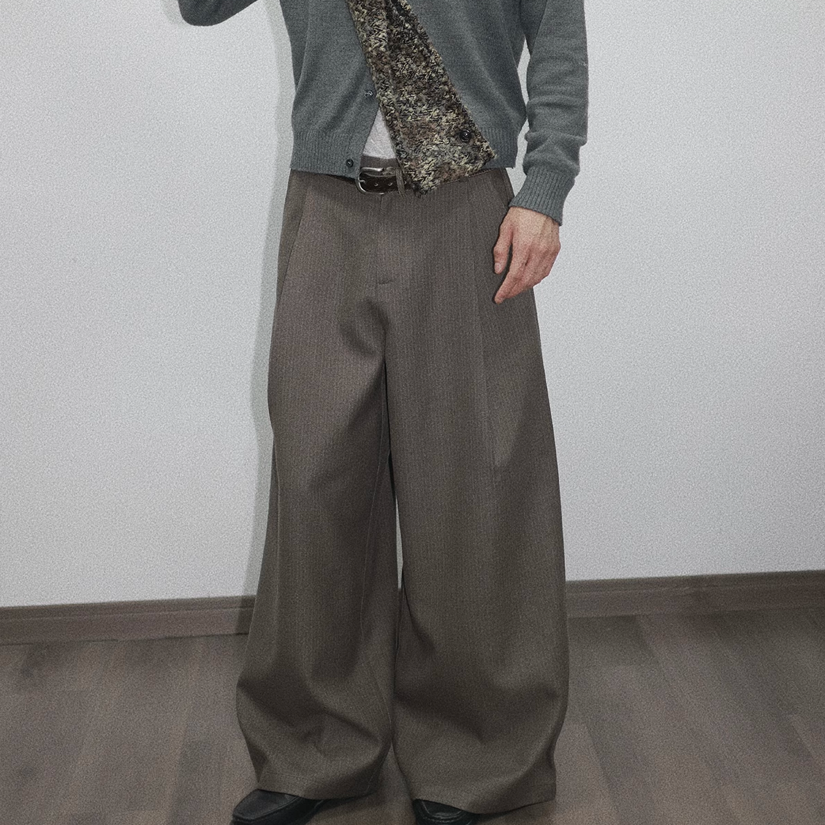 25SS 拉毛暗条纹阔腿西裤长裤tr混纺质感宽松休闲直筒打褶