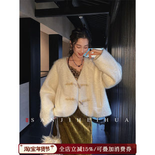 【呼呼专享】三吉黑花【思颜】深冬短款羊毛毛呢外套长绒毛蝙蝠袖