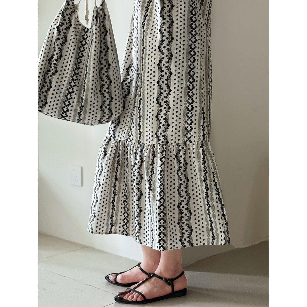 鹿西复古波西米亚印花无袖背心裙配包包夏季新款民族风连衣裙8777