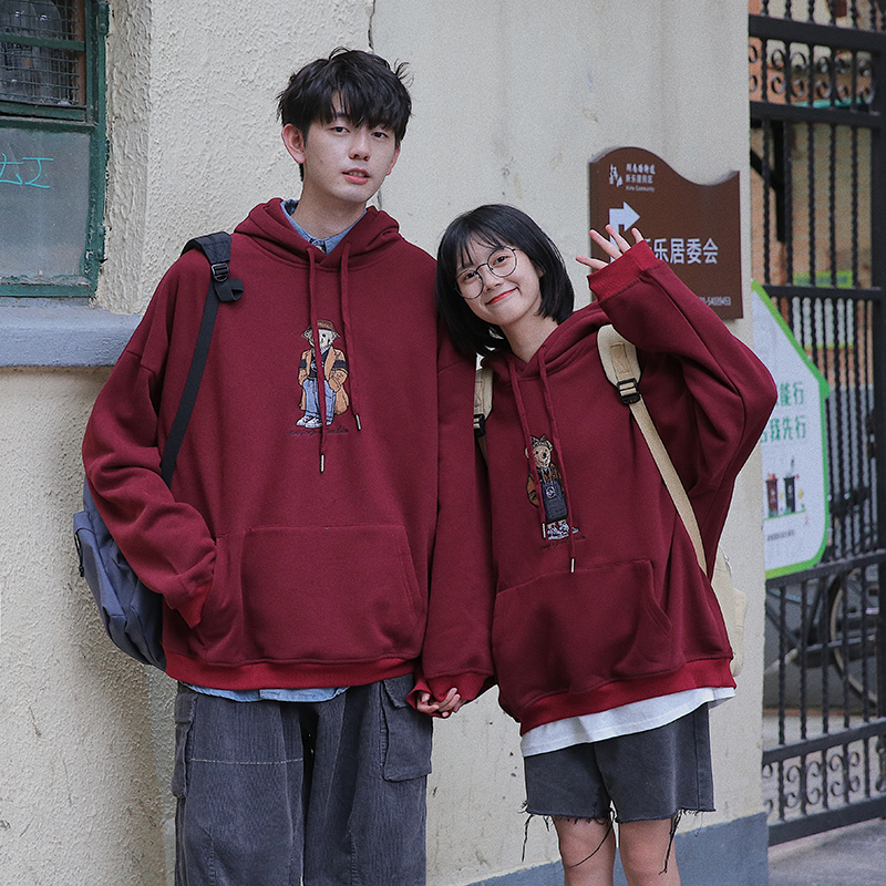 衫岛不一样的情侣装刺绣小熊卫衣男秋冬潮流宽松加绒加厚连帽外套