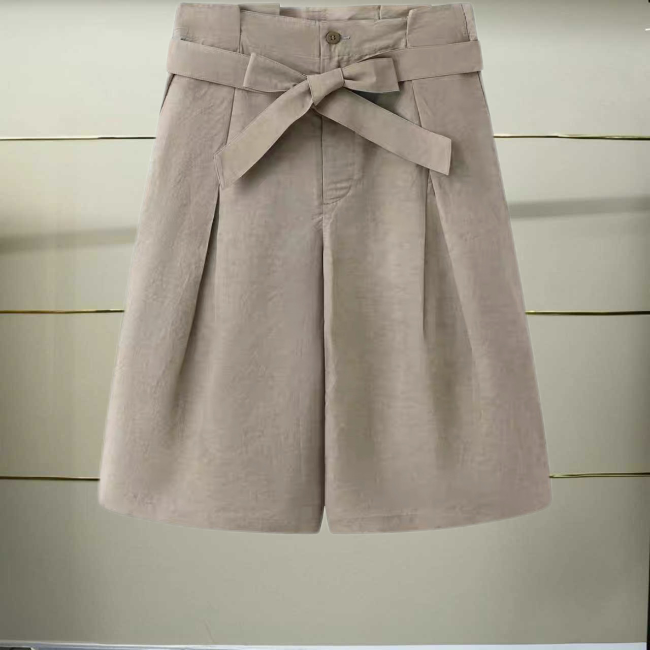 陆正品2025夏款卷边休闲短裤5P6E13330-250,女装/女士精品,西装,淘宝优惠券,粉丝福利购,淘宝优惠卷