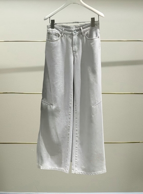 伍正品2025秋款棉质直筒牛仔裤5P8E14590-250h