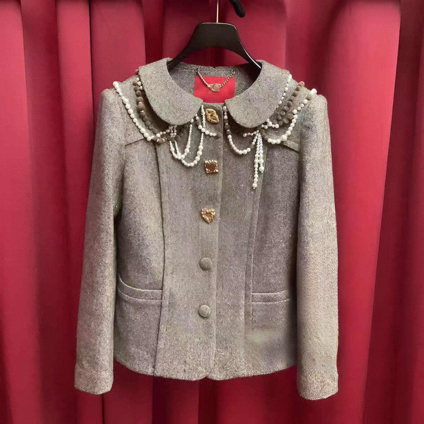 正品24秋珍珠装饰娃娃领外套LF24Q41SC199-240,女装/女士精品,毛呢外套,淘宝优惠券,粉丝福利购,淘宝优惠卷