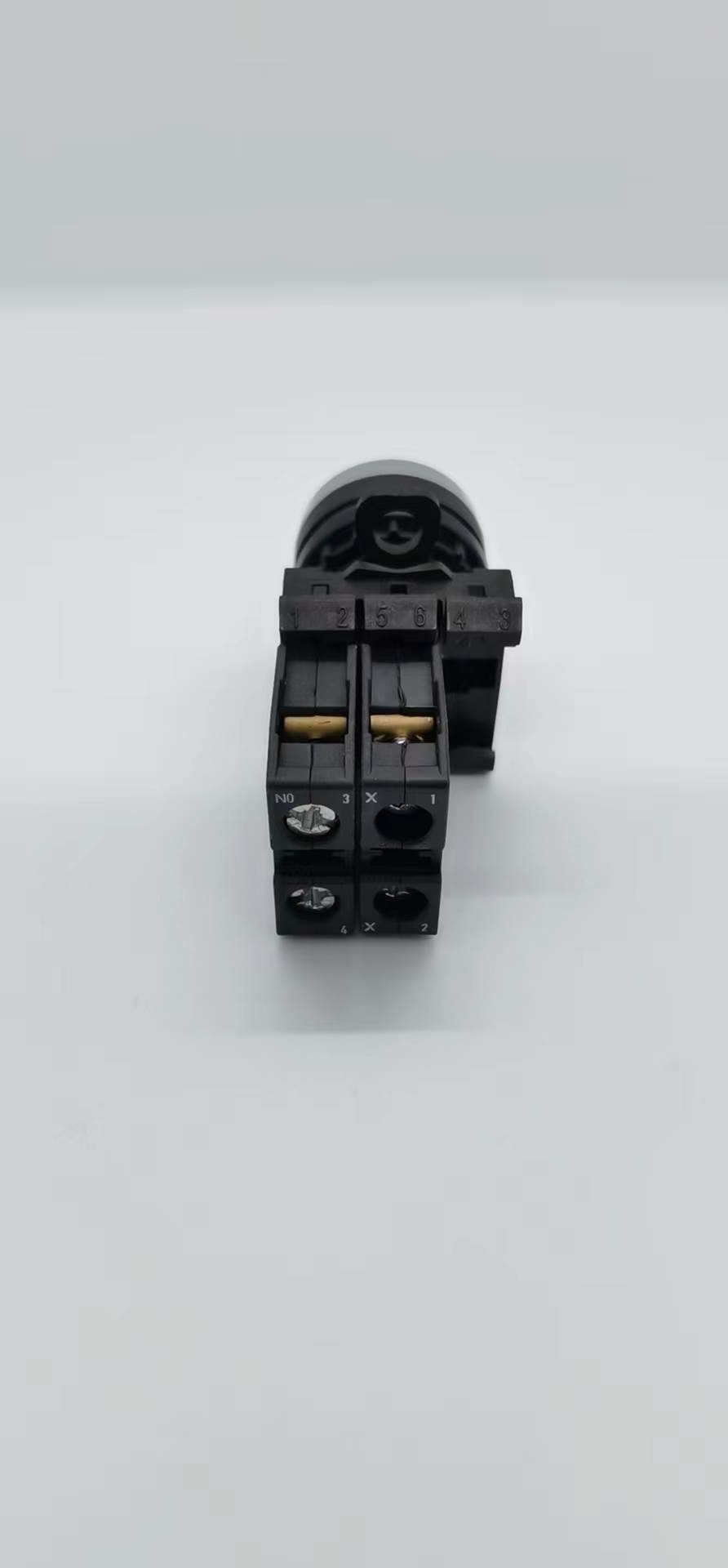 伊顿穆勒 白色带灯按钮A22-RLT-WS/K10/F/LED-W(24V)