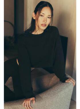 海外代购ALO YOGA女士外套柔软垂坠短款圆领普拉提街头晨练罩衫