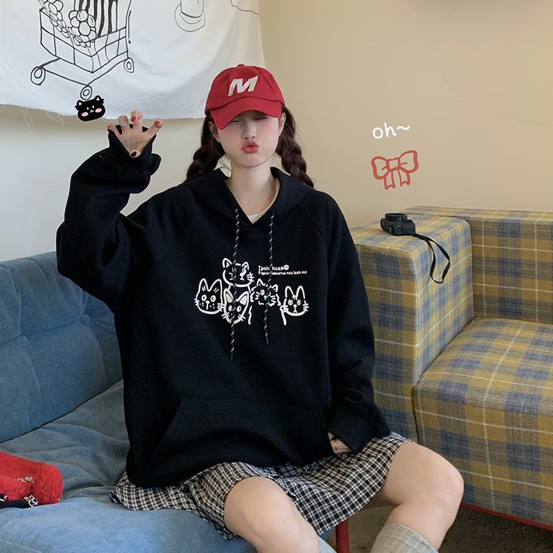 可爱印花宽松型百搭连帽卫衣