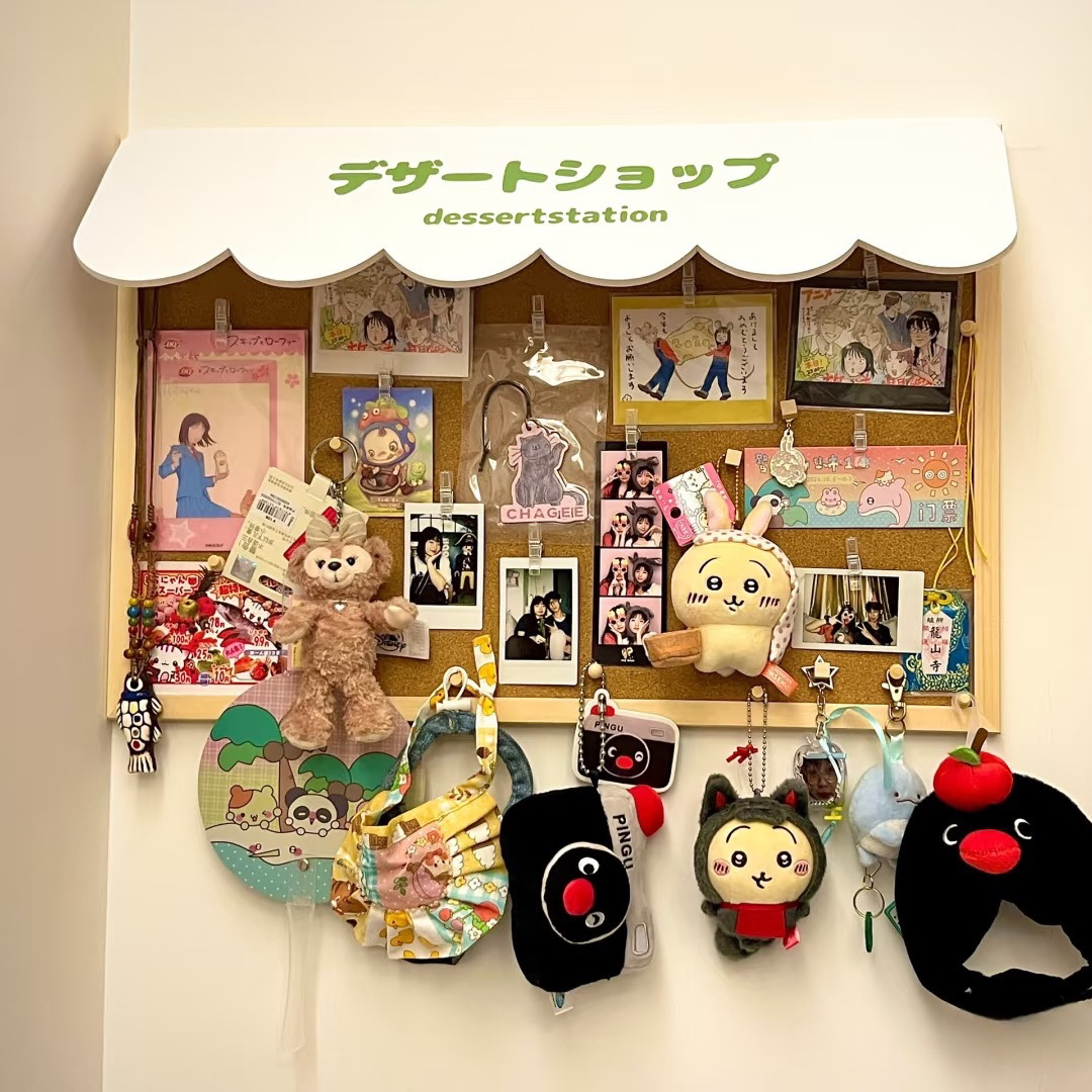 毛毡板上墙盲盒收纳展示架置物架