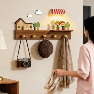 中古风挂钩发光盲盒手办展示架客厅衣服挂衣架挂衣钩免打孔收纳架