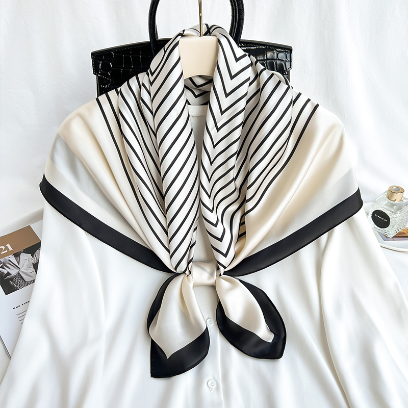 黑白条纹大号方巾丝巾女中年妈妈