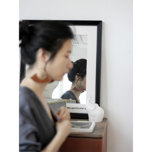 黑白法式风浴室镜梳妆台挂画