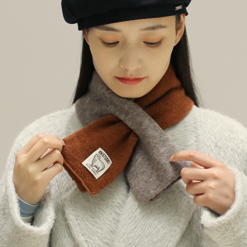 羊毛混纺，软糯保暖穿孔小围巾