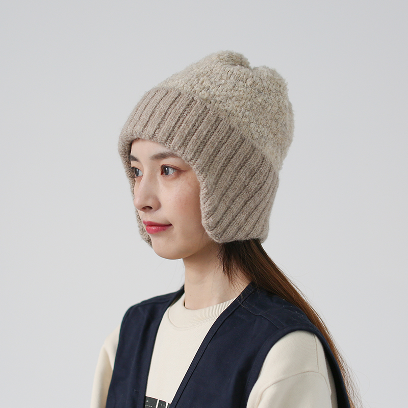 两种材质，细节感强，护耳防寒