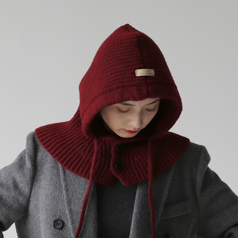 版型超好，贴合护肩，加厚保暖