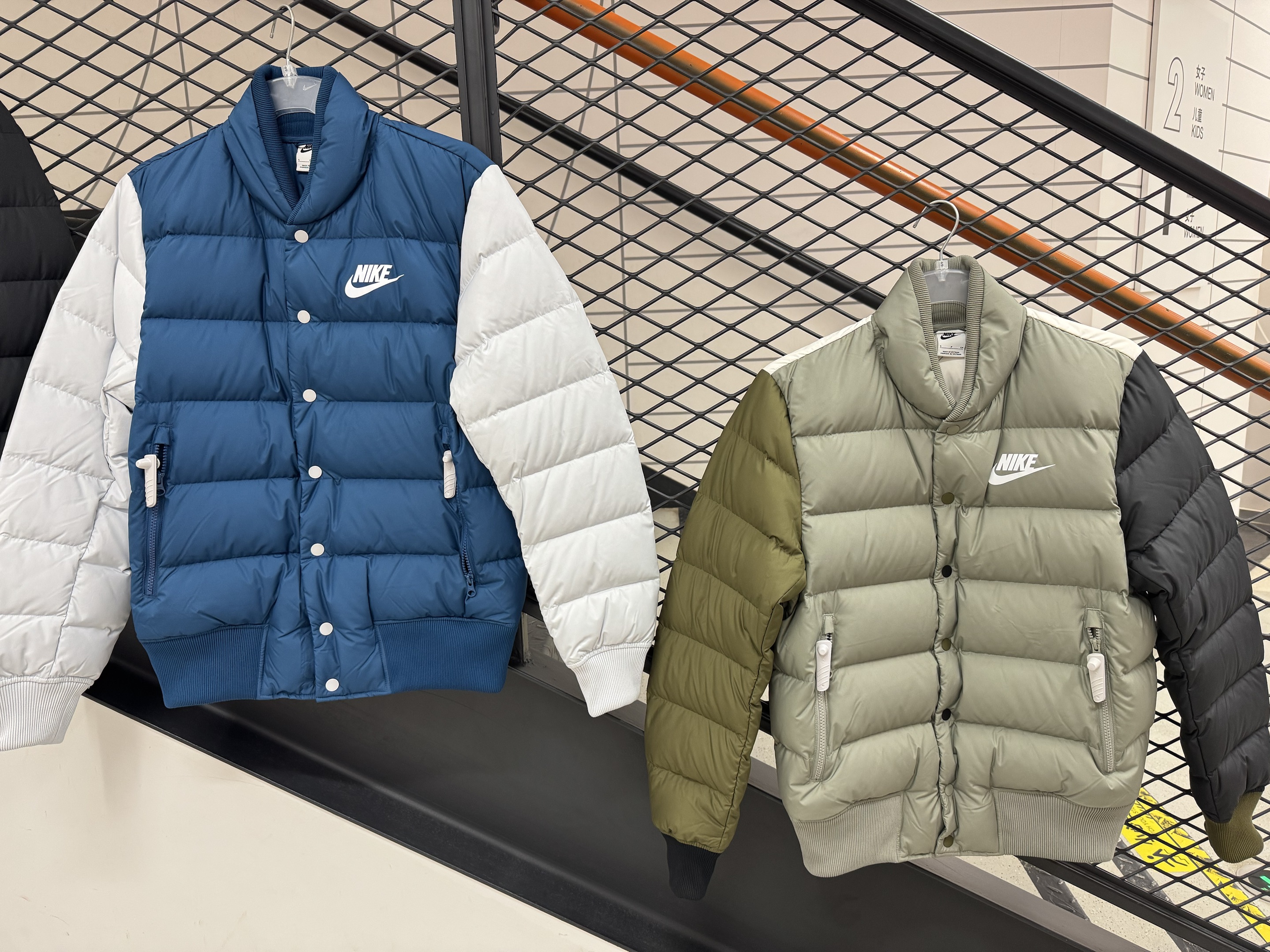 Nike耐克2025冬季男子夹克羽绒服时尚立领保暖运动外套IB4499-010